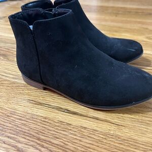 Cat & Jack Black Suede Ankle Boots